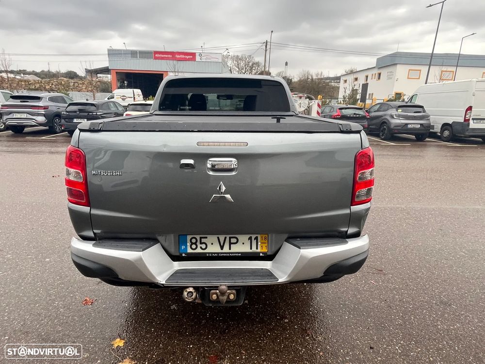 Mitsubishi Strakar 4x4 IVA Dedutível - 4