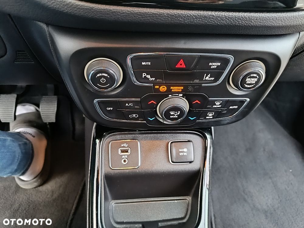 Jeep Compass 1.4 TMair Limited FWD S&S - 19