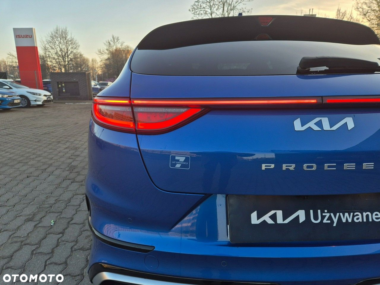 Kia ProCeed - 10