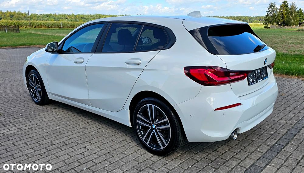 BMW Seria 1 118i - 3