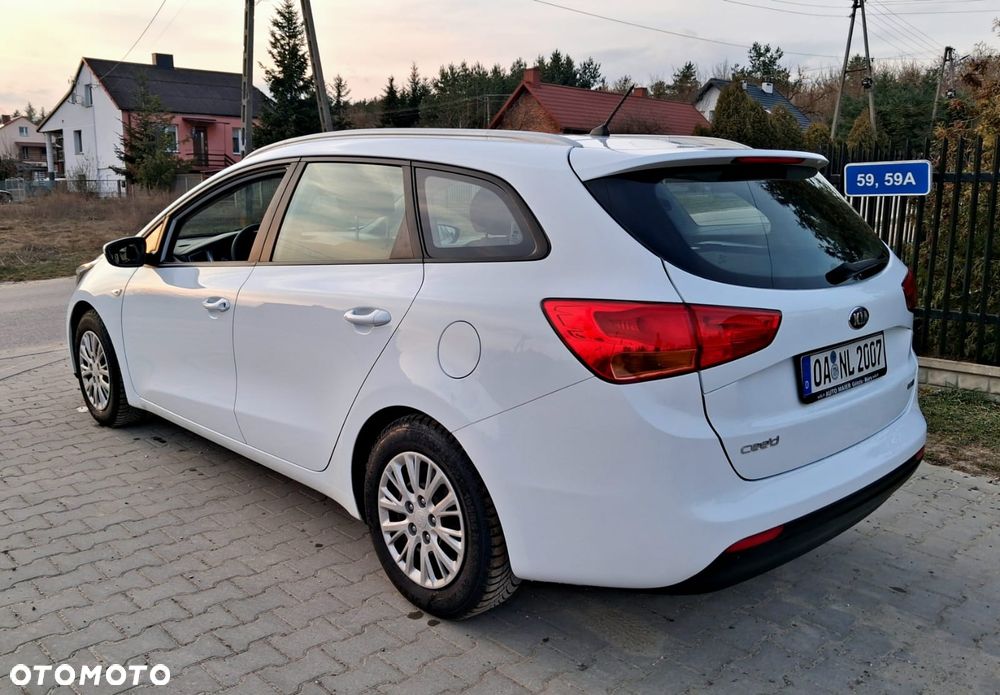 Kia Ceed 1.6 CRDi L - 6