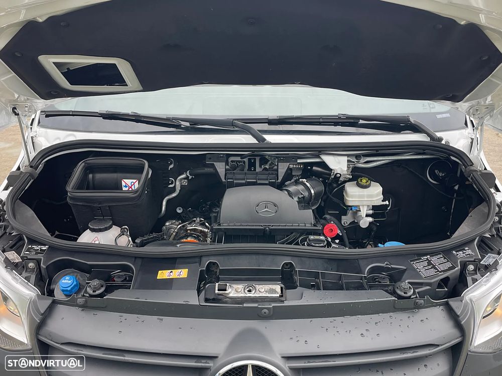 Mercedes-Benz Sprinter 515 CDI Contentor + Plataforma Elevatória - 12