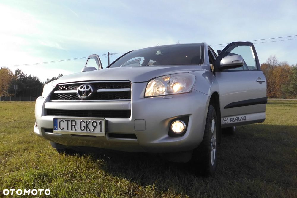 Toyota RAV4 - 7