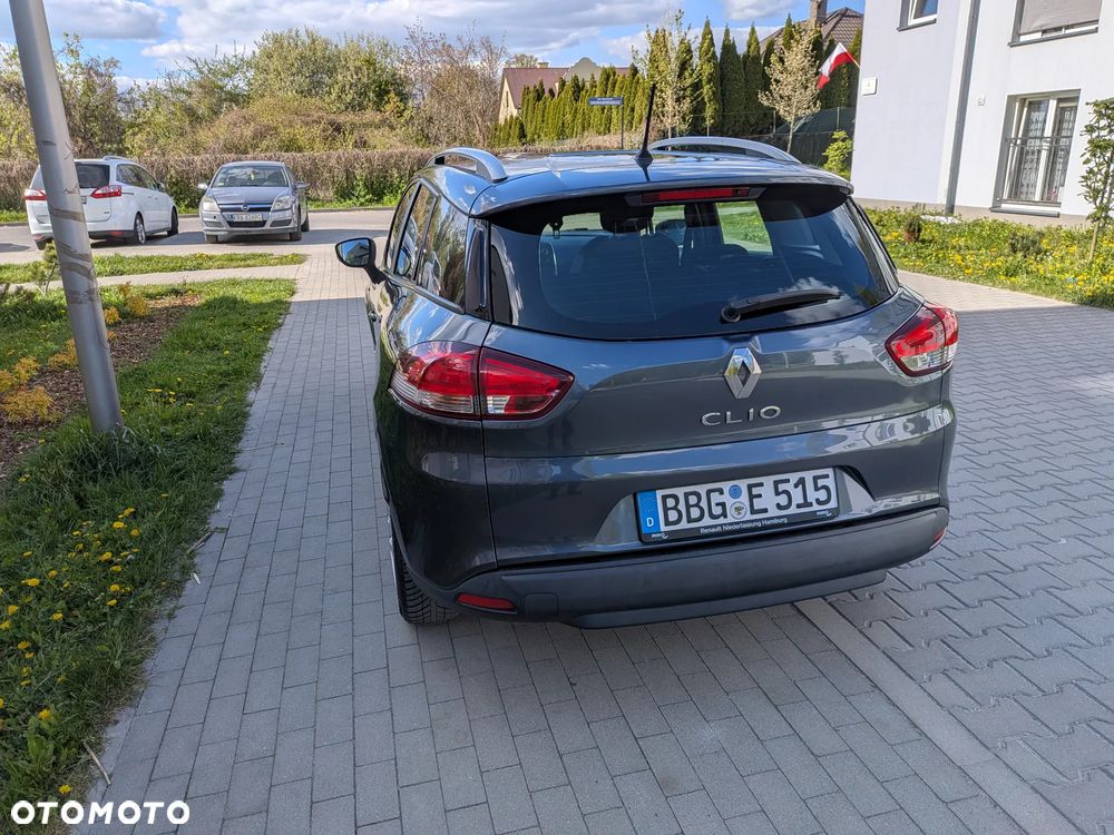 Renault Clio 1.2 16V 75 LIMITED - 36