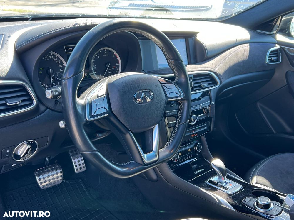 Infiniti Q30 2.2d DCT AWD Sport City Black - 5