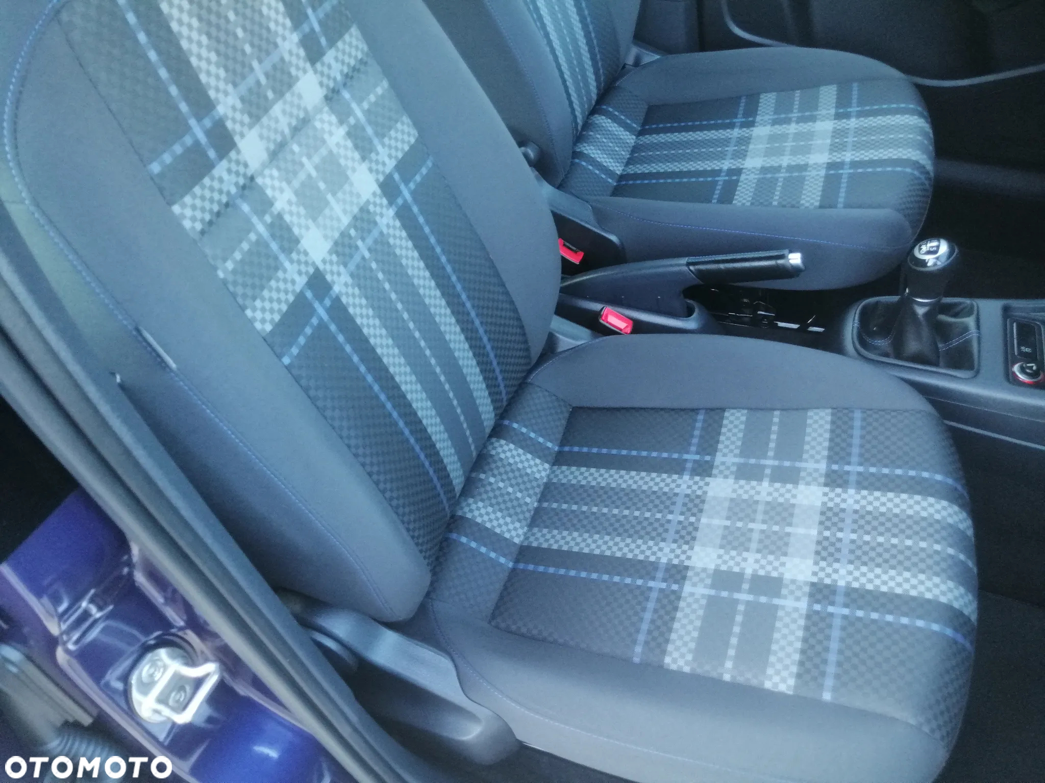 Volkswagen up! club - 26