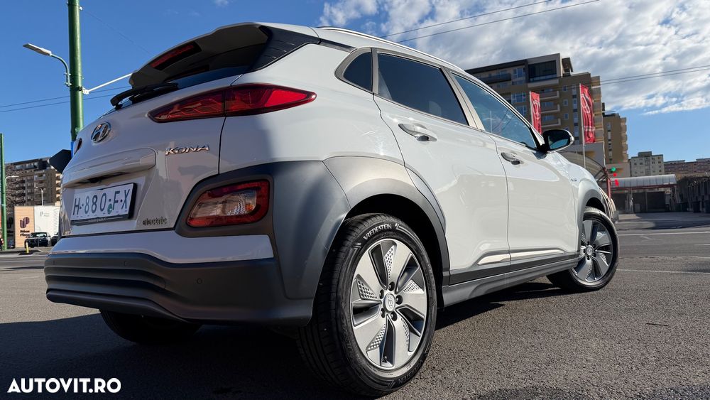 Hyundai KONA 204CP Luxury+ - 9