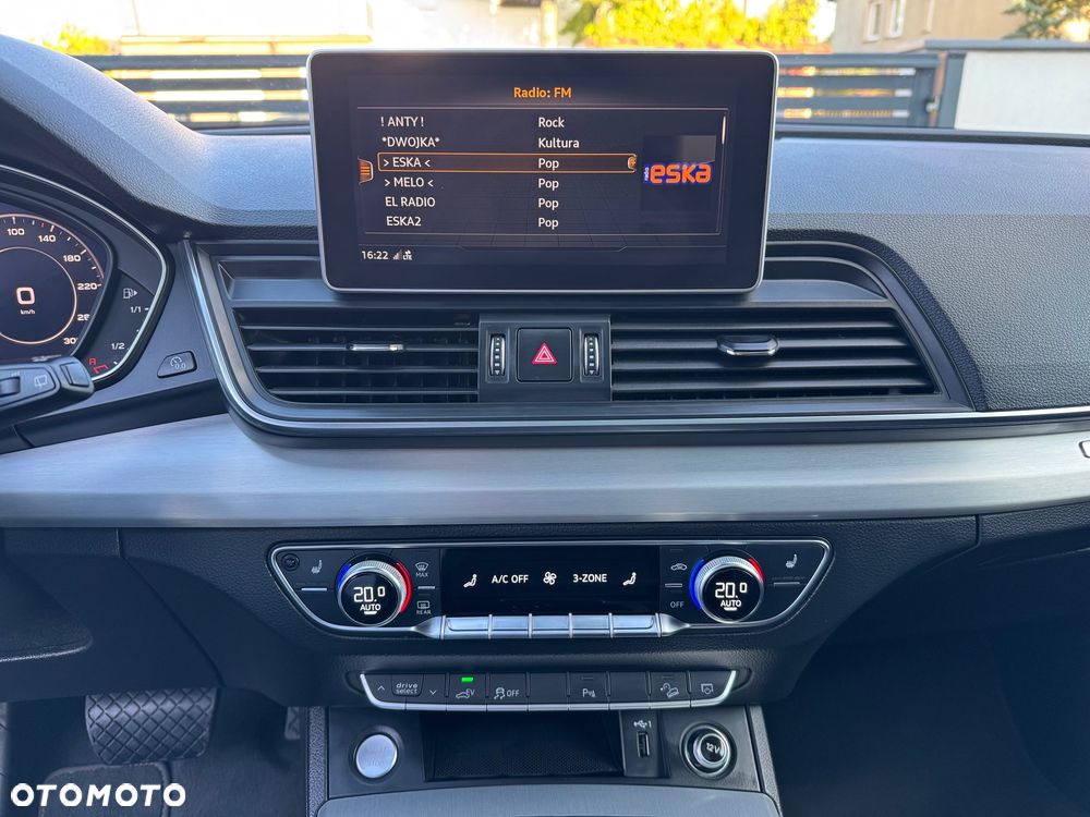 Audi Q5 50 TFSIe quattro S tronic S line business - 14