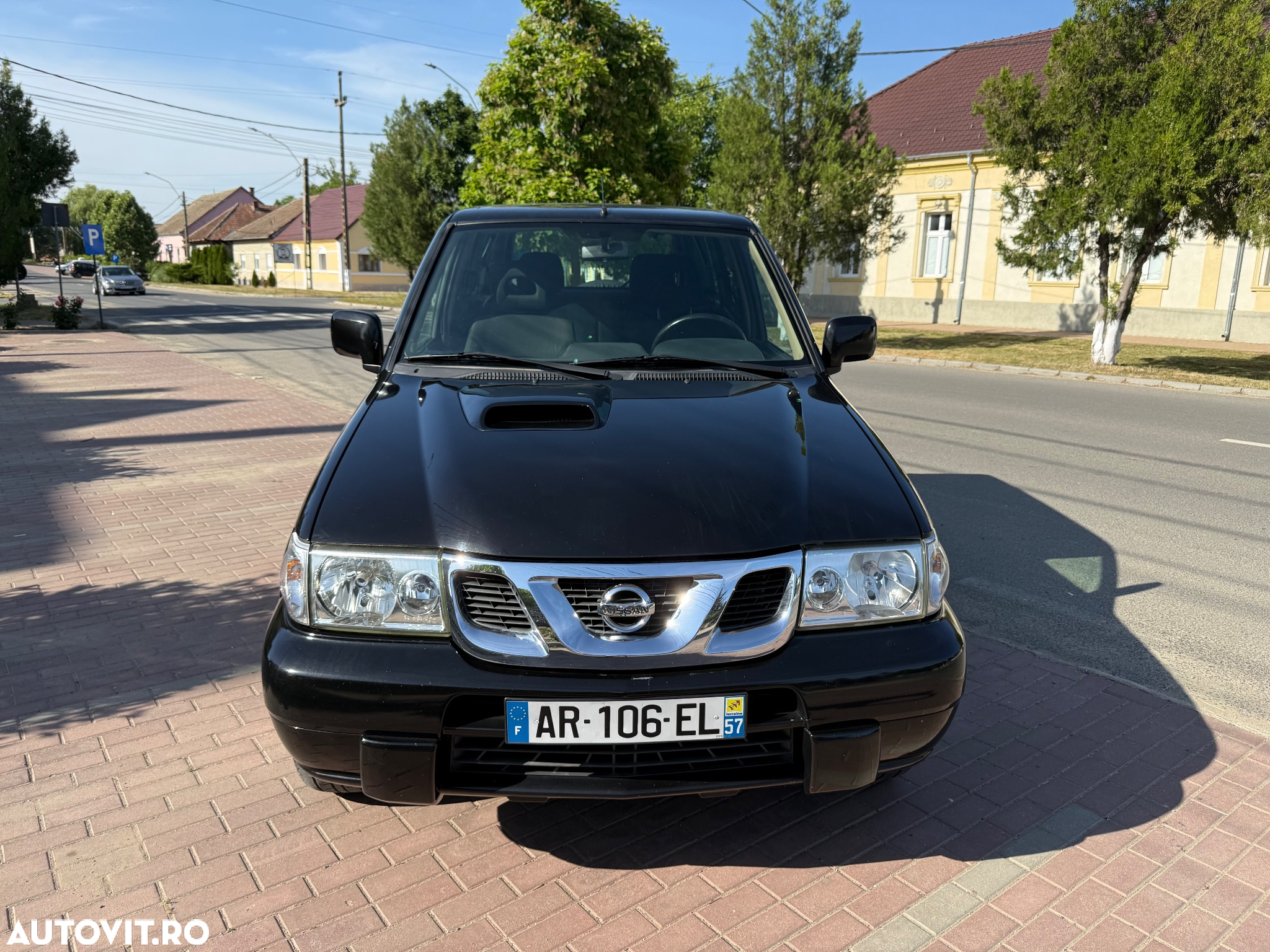Nissan Terrano 3.0 TDI Luxury - 4