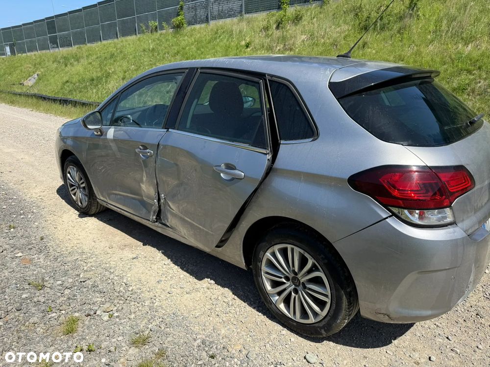 Citroën C4 PureTech 110 Live - 4