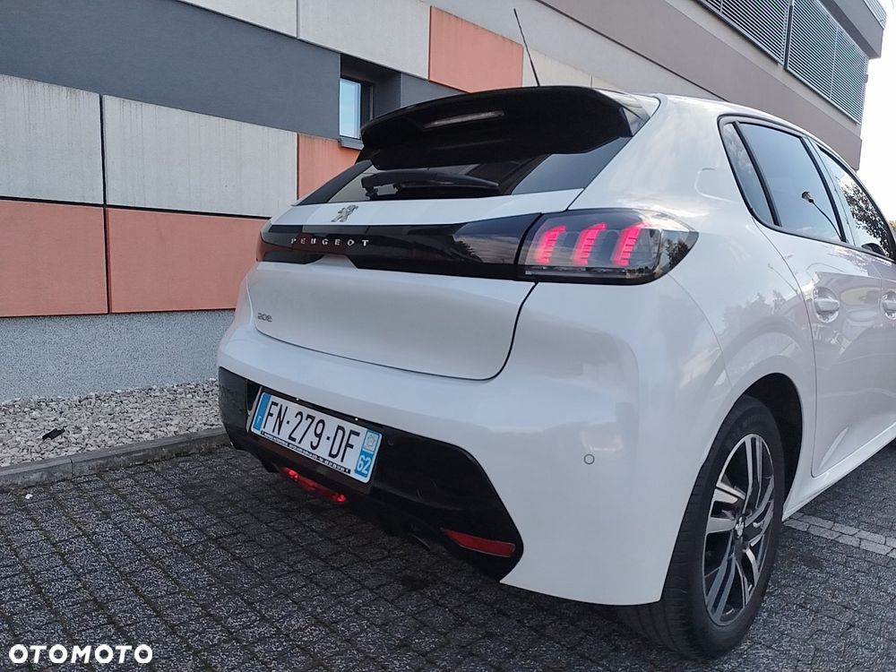 Peugeot 208 TURBO 100 Allure - 33