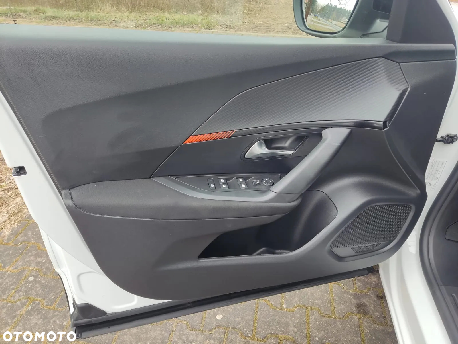 Peugeot 2008 - 32