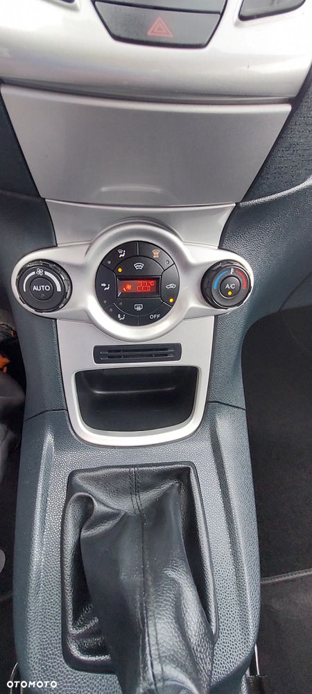 Ford Fiesta 1.25 Titanium - 17
