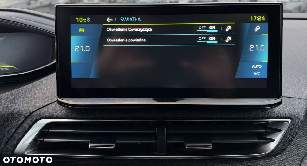 Peugeot 3008 1.6 PureTech Hybrid4 PHEV Allure S&S EAT8 - 34
