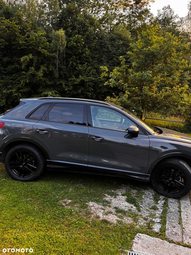 Audi Q3 35 TFSI S tronic - 16