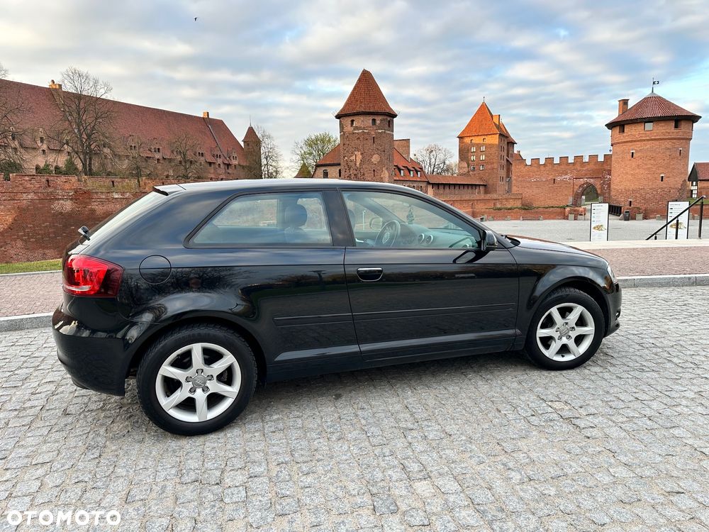 Audi A3 3-drzwiowe 1.2 TFSI S line Sportpaket - 3