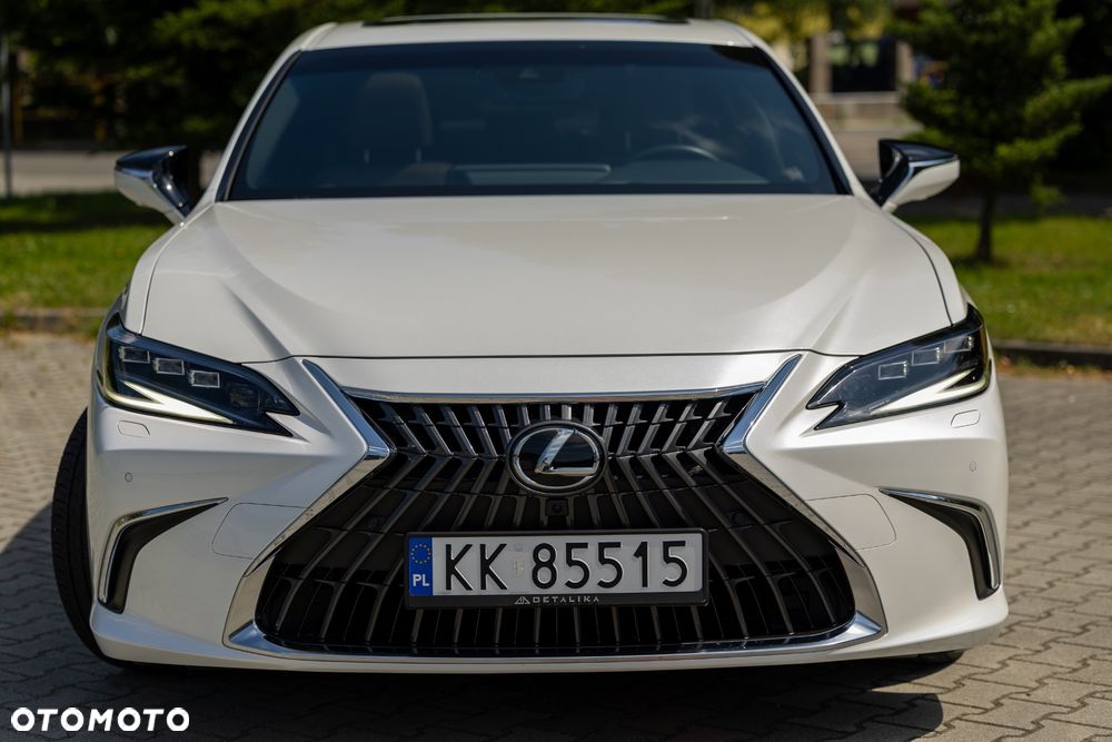 Lexus ES 300h Prestige - 7