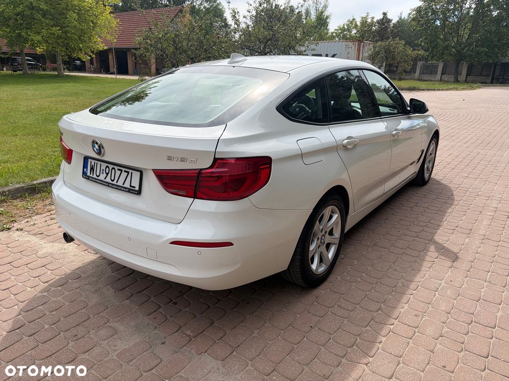 BMW Seria 3 318d Business Edition - 3