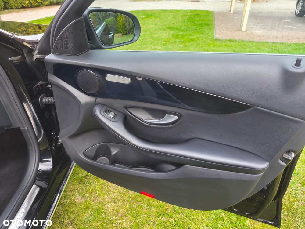 Mercedes-Benz Klasa C 200 4MATIC 9G-TRONIC - 16