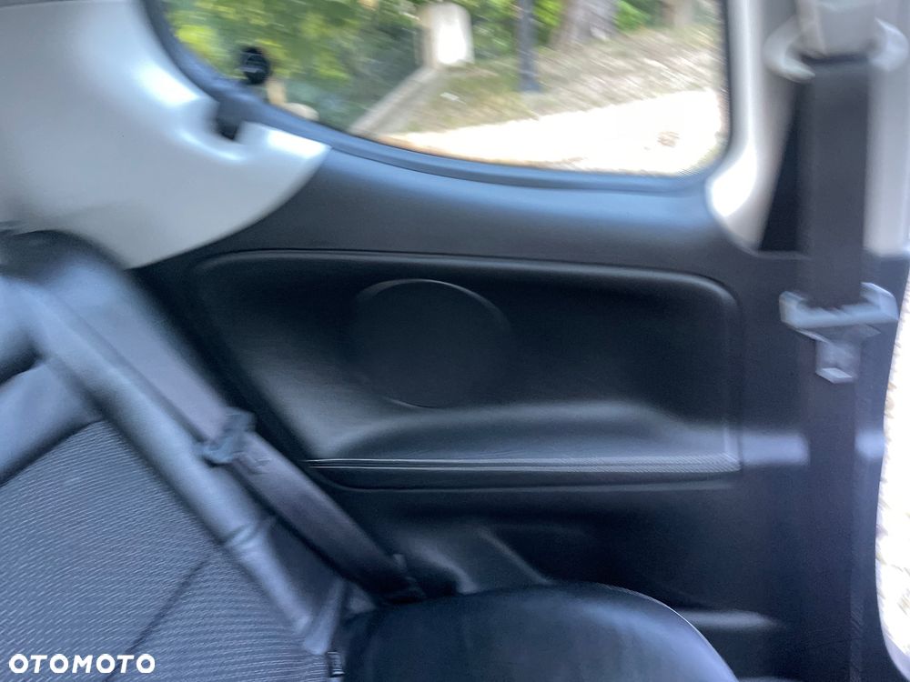 Peugeot 207 1.6 THP Platinum - 18