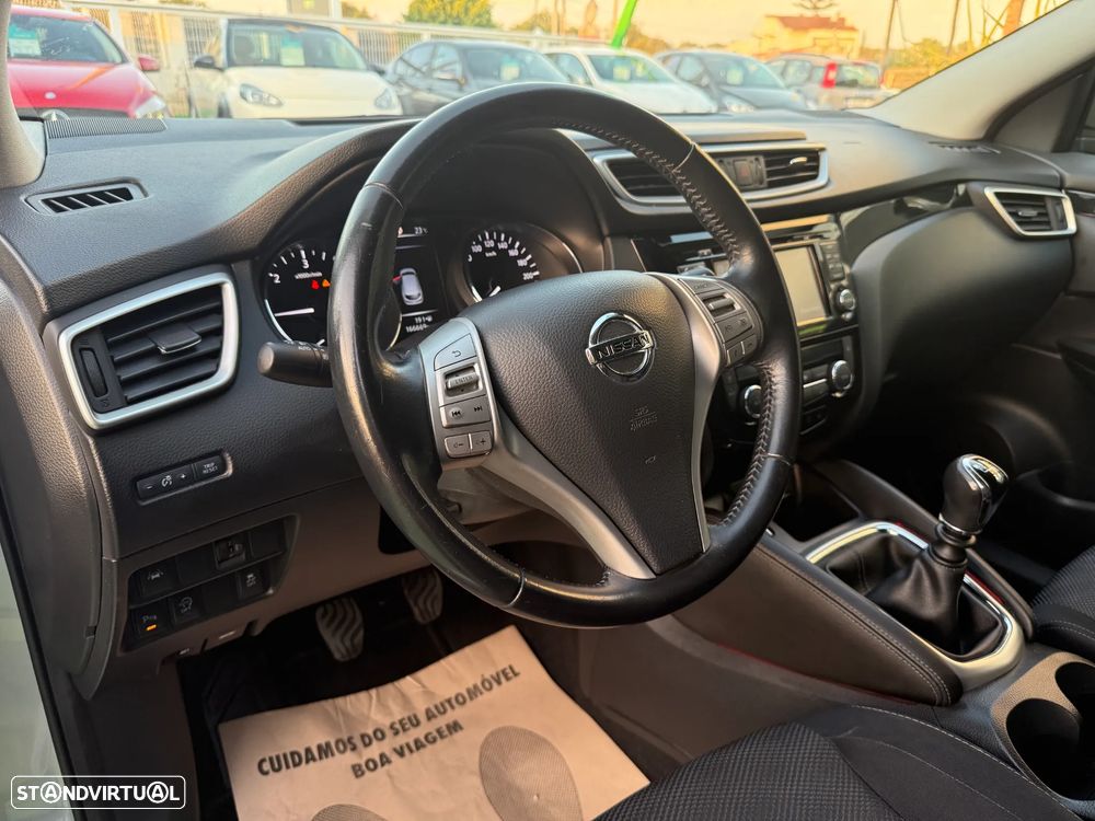 Nissan Qashqai 1.5 dCi N-Connecta - 19