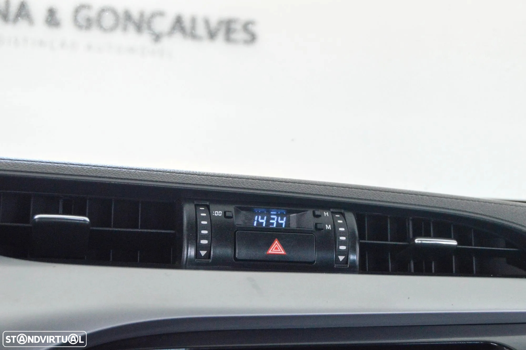 Toyota Hilux 2.4 D-4D 2WD CD CM - 39