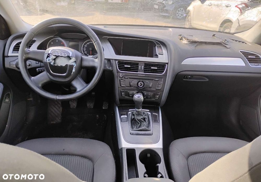 Audi A4 Limousine - 7