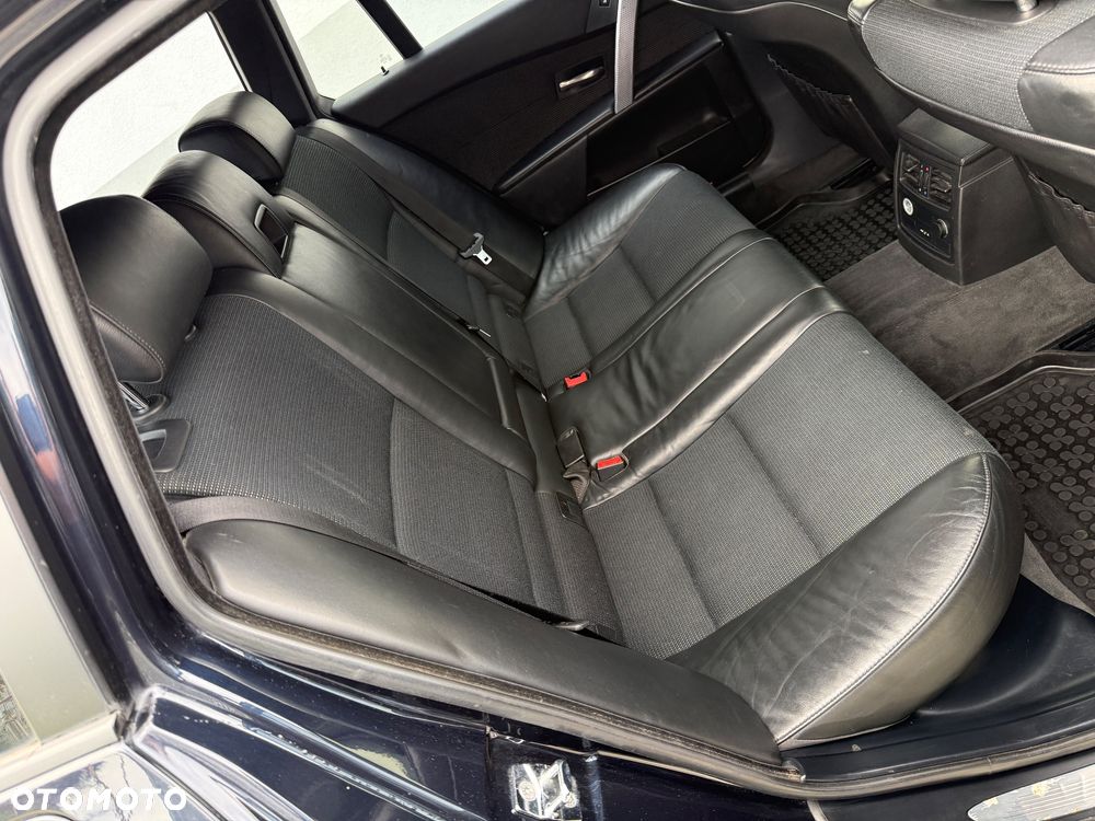 BMW Seria 5 530xd - 16