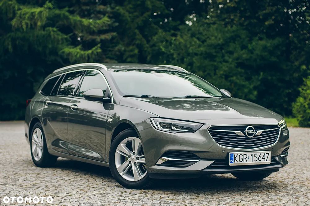 Opel Insignia 2.0 - 10