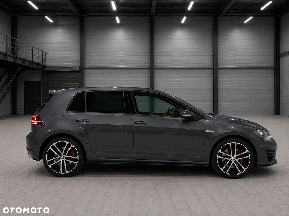 Volkswagen Golf GTD BlueMotion Technology - 12