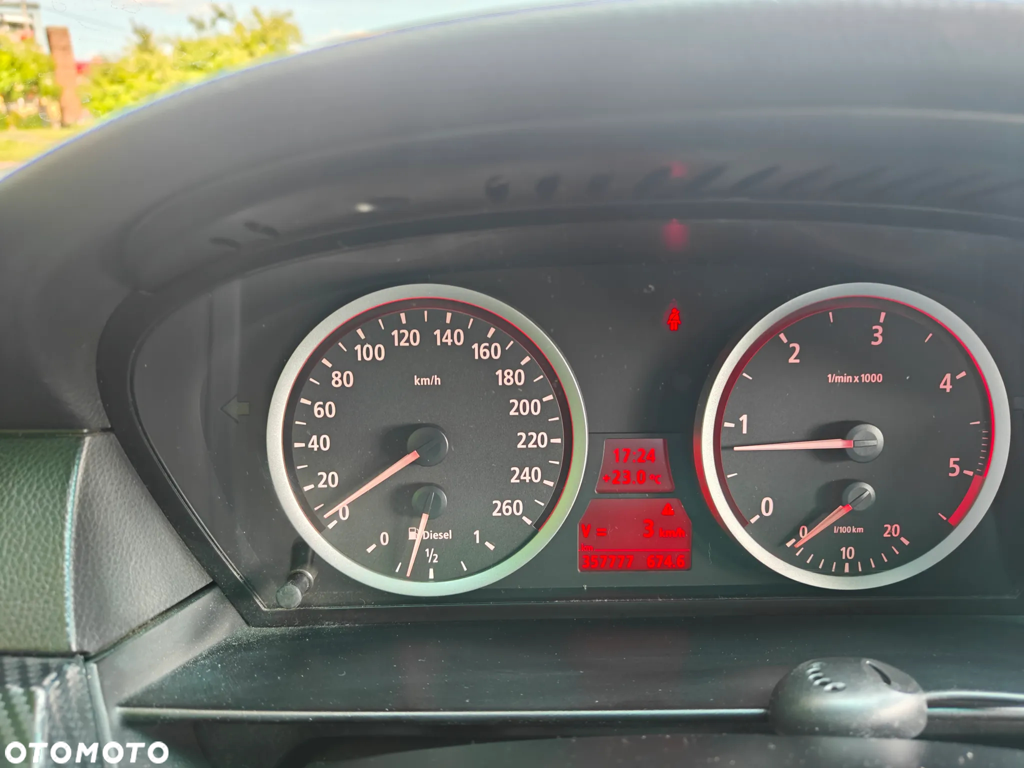BMW Seria 5 525d - 16