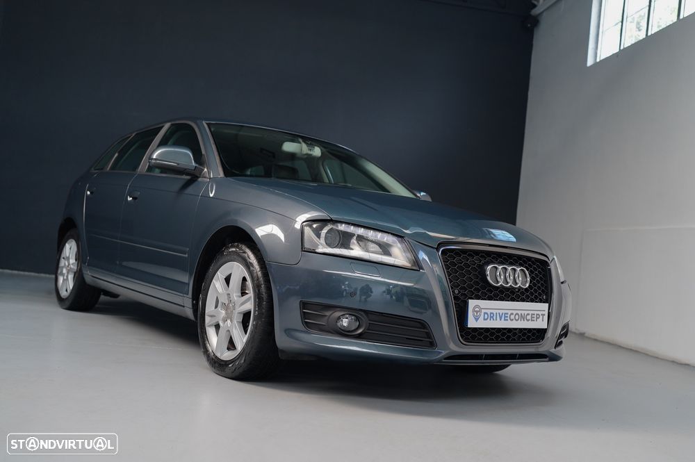 Audi A3 Sportback 1.6 TDI Attraction Business Line - 3