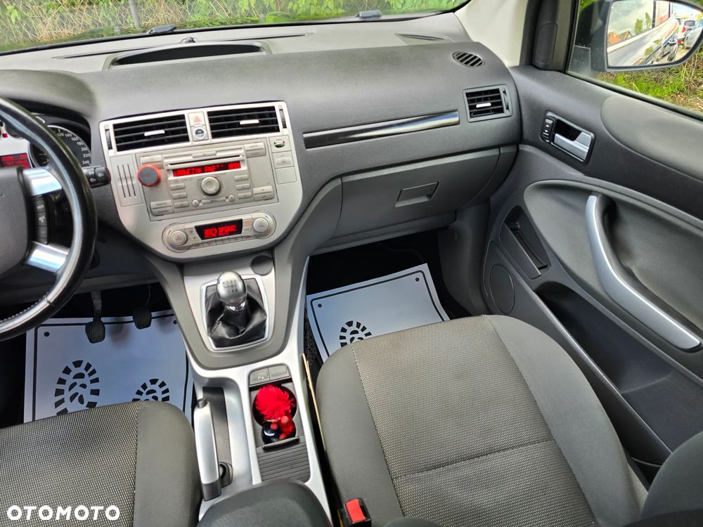 Ford Kuga 2.0 TDCi 2x4 Trend - 23