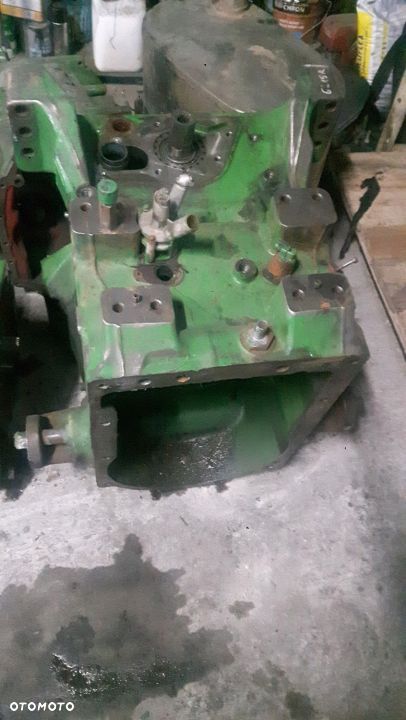 MOST TYŁ MECHANIZM RÓŻNICOWY JOHN DEERE 6215R 17R - 2