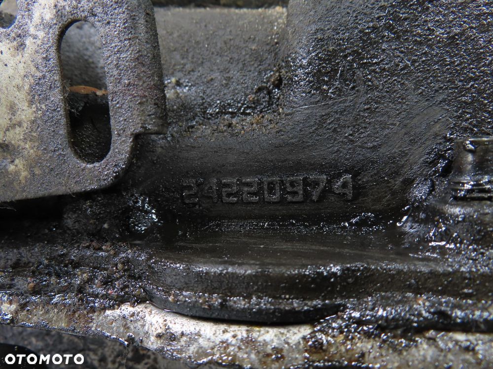 SKRZYNIA BIEGÓW AUTOMATYCZNA REDUKTOR CHEVROLET BLAZER S10 24220974 - 2