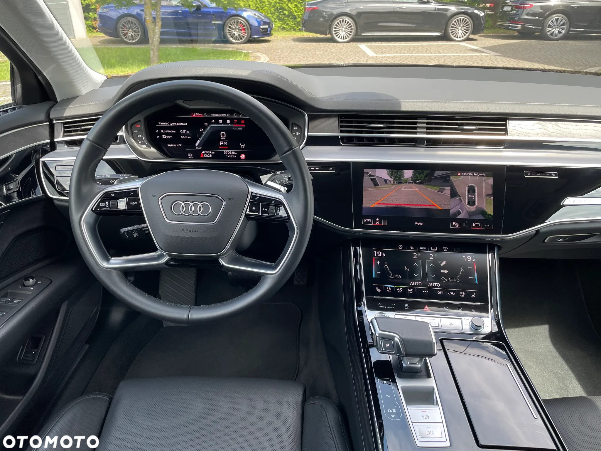 Audi A8 55 TFSI quattro tiptronic - 26