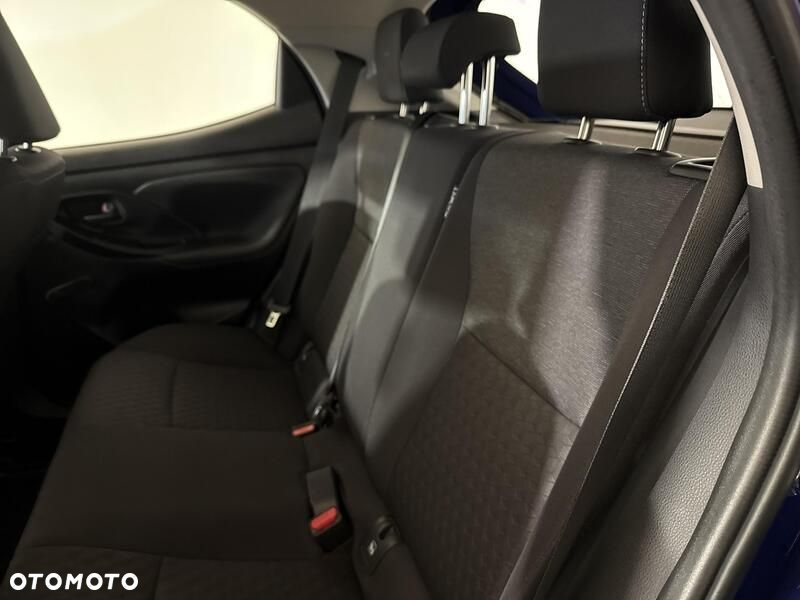 Toyota Yaris - 18