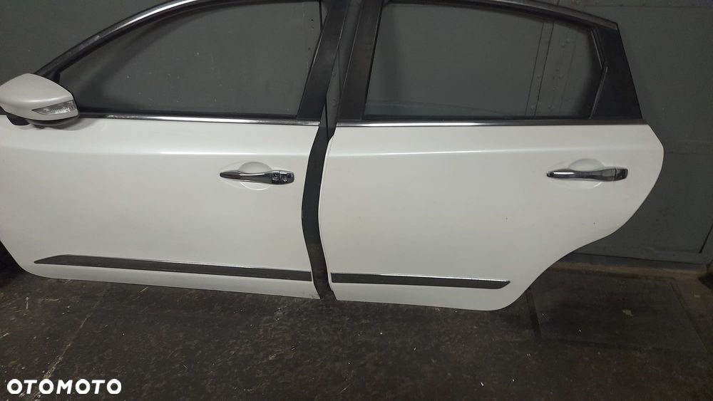 Nissan Altima l33 drzwi kompletne - 4