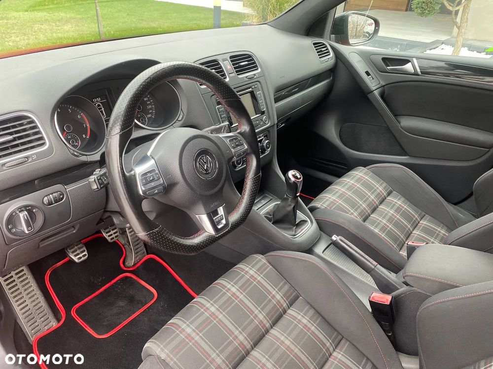 Volkswagen Golf VI 2.0 TSI GTI - 7