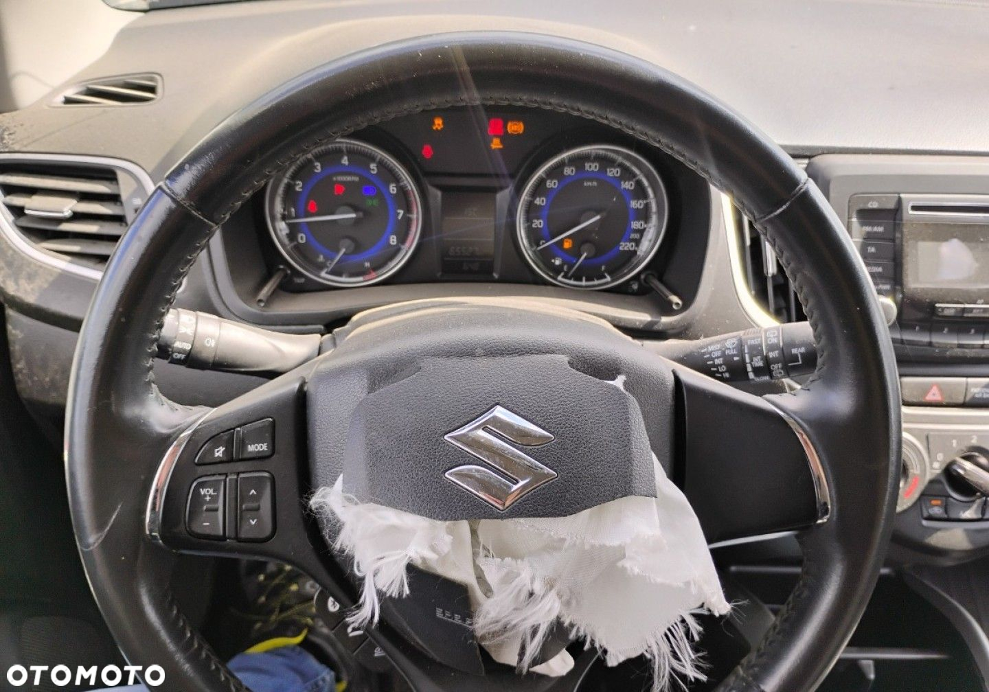 Suzuki Baleno - 12