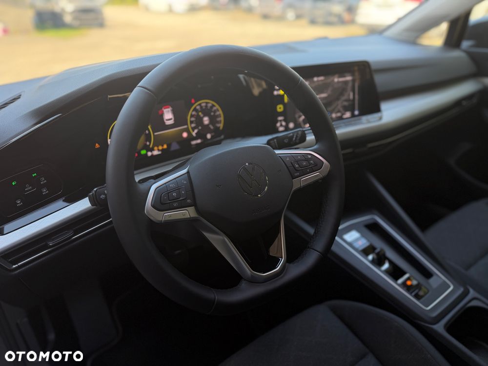 Volkswagen Golf Variant 2.0 TDI SCR DSG Life - 26