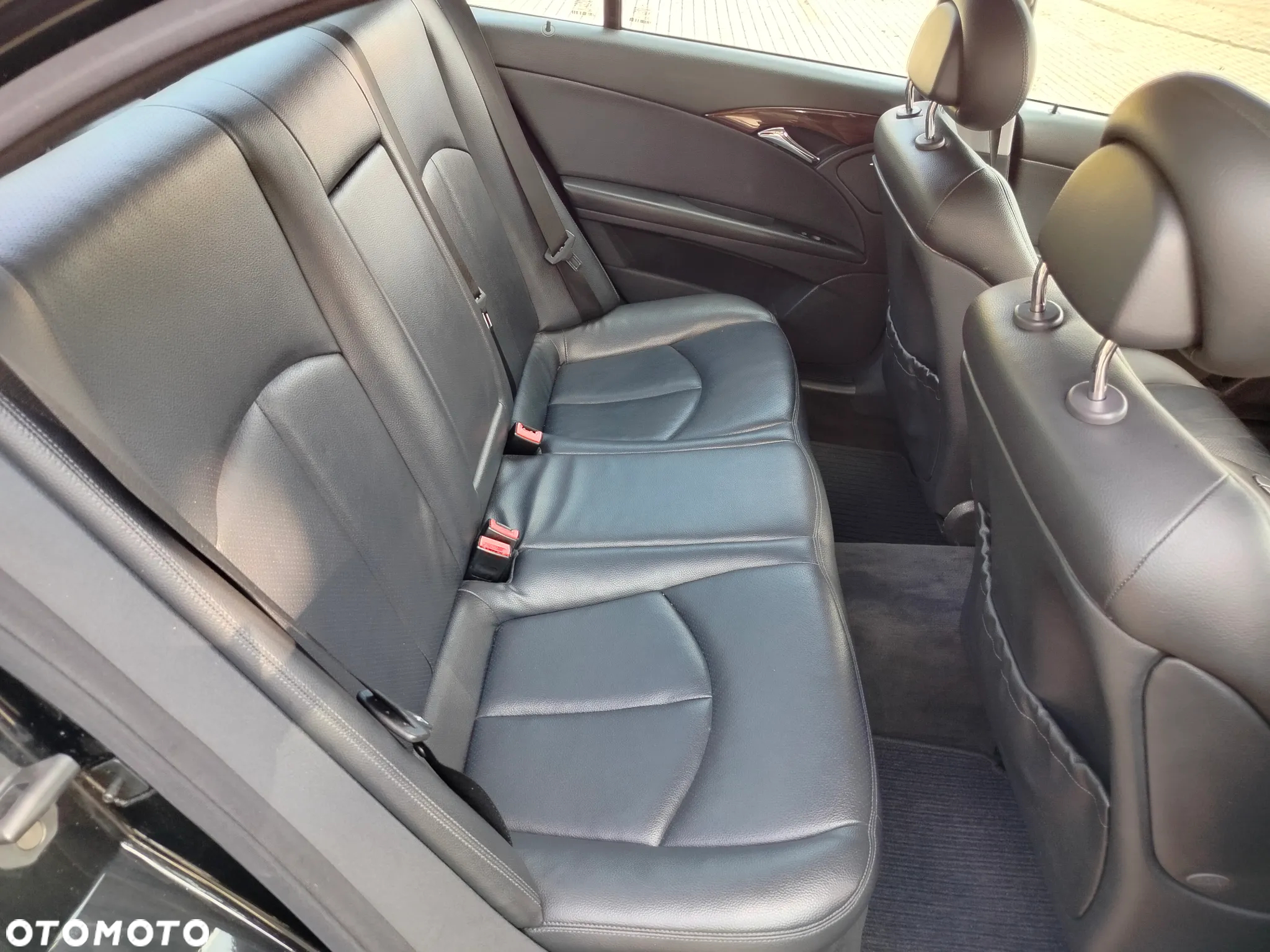 Mercedes-Benz Klasa E 320 CDI Classic - 20