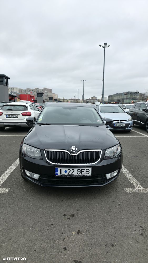 Skoda Octavia 2.0 TDI DSG Style - 1