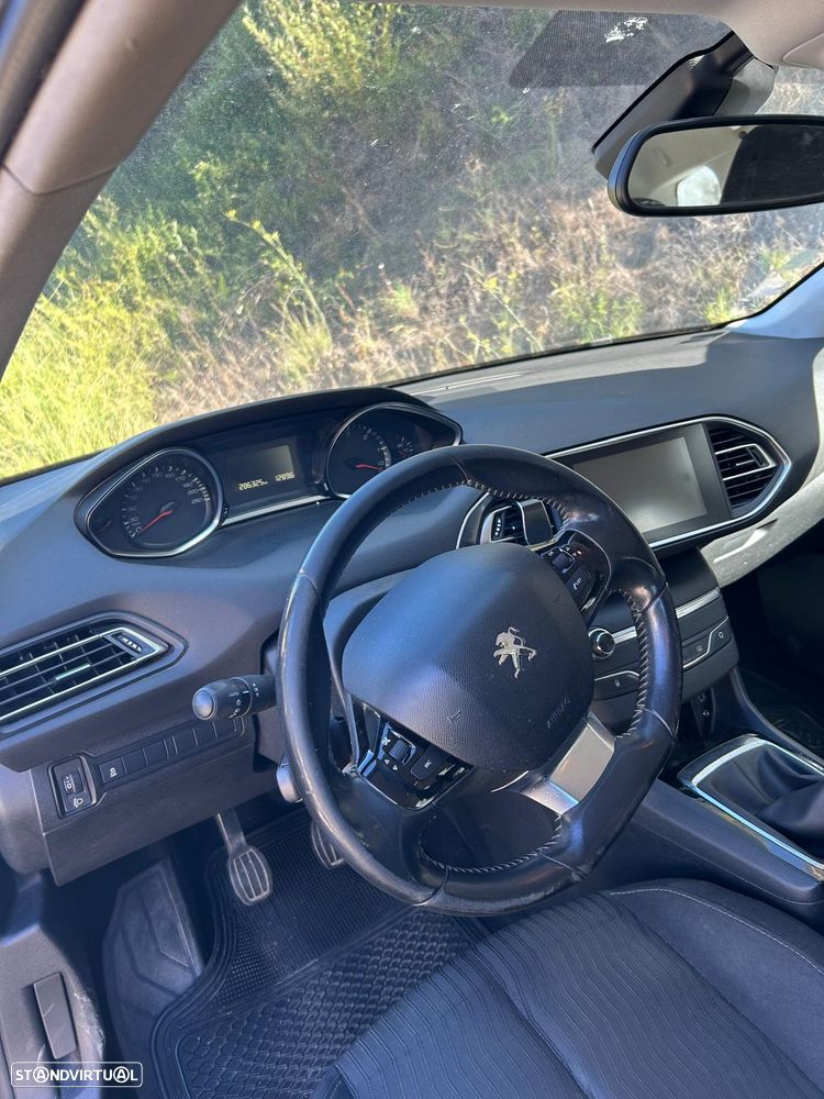 Peugeot 308 SW - 2