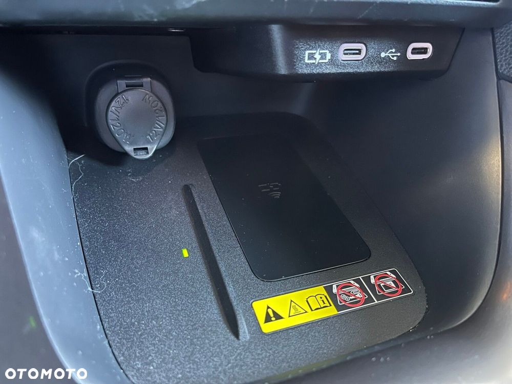 Toyota Yaris Hybrid 1.5 GR Sport - 22