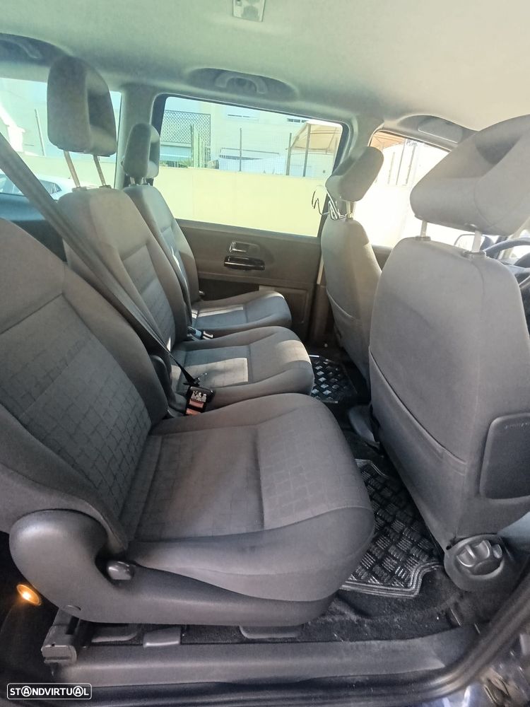 SEAT Alhambra 1.9 TDI Sport - 28