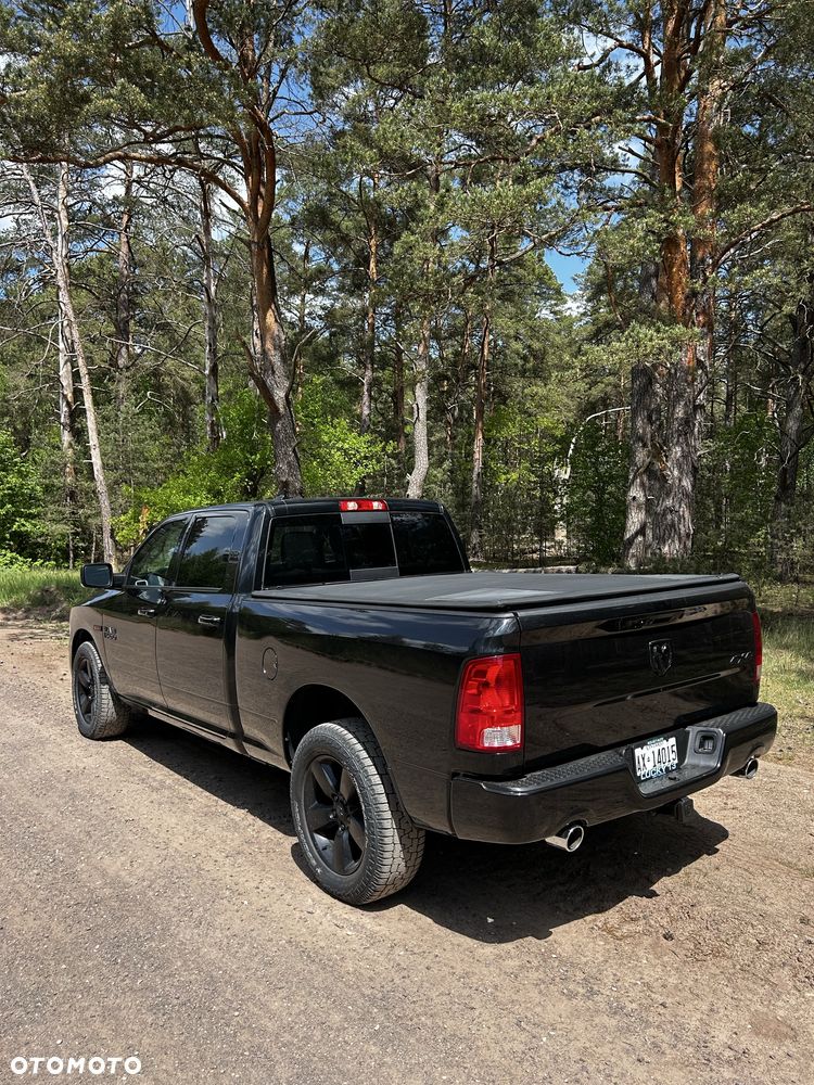 Dodge RAM - 4