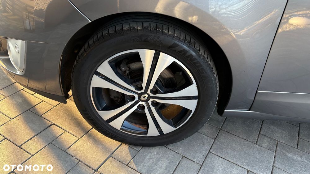 Renault Grand Scenic TCe 130 Bose Edition - 28