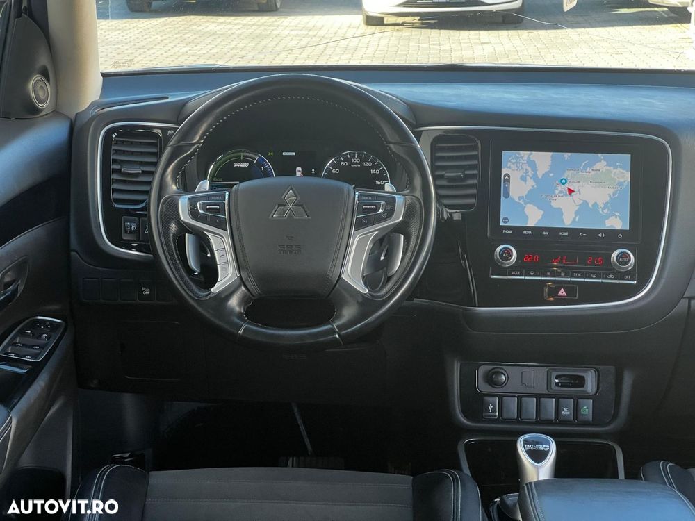 Mitsubishi Outlander 2.4 4WD - 9