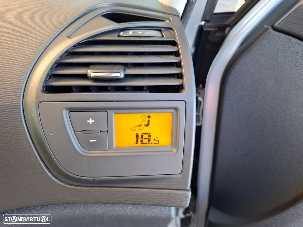 Citroën C4 Grand Picasso 1.6 HDi Exclusive - 22